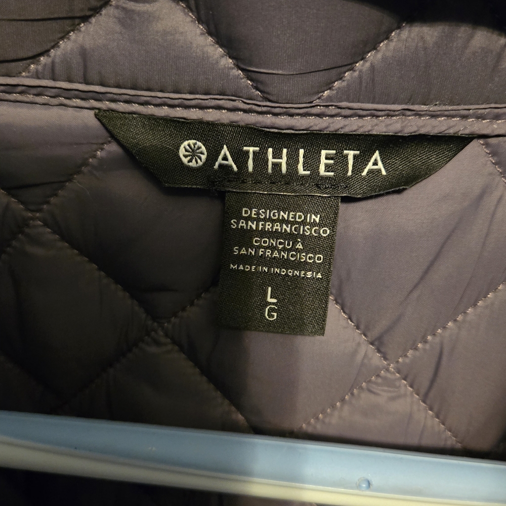 Athleta Light Purple Quilted Puffer Jacket - Picture 2 of 6